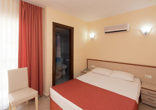 HOTEL GOLDEN SUN 31