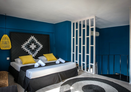 INDIGO INN 29