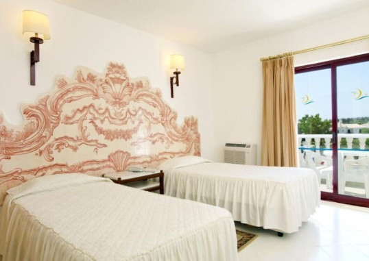 HOTEL APARTAMENTO DO GOLFE 5