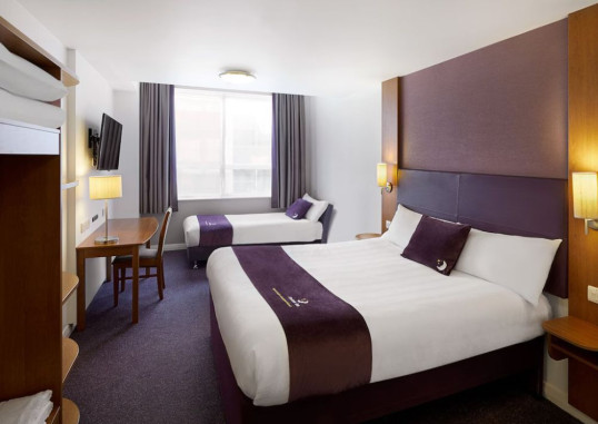 PREMIER INN NEWBRIDGE - EDINBURGH APT 5