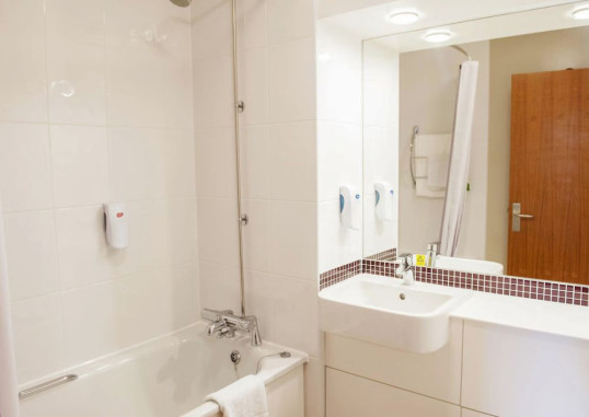 PREMIER INN NEWBRIDGE - EDINBURGH APT 9