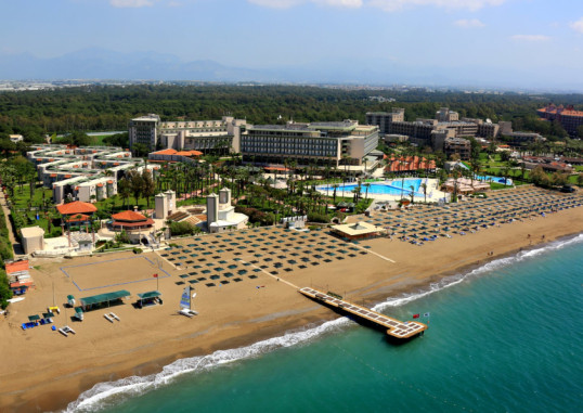 ADORA HOTEL & RESORT 2