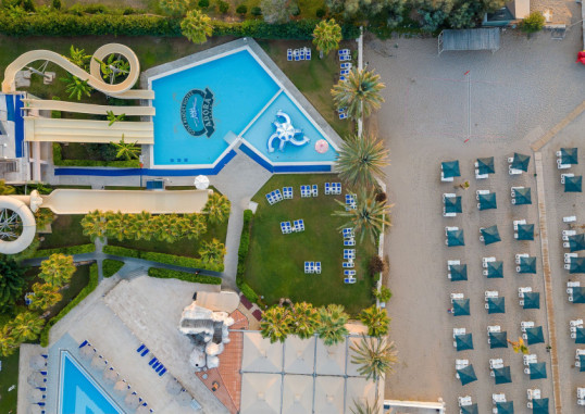 ADORA HOTEL & RESORT 4