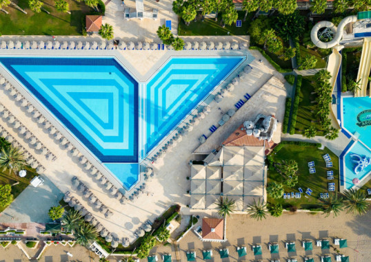 ADORA HOTEL & RESORT 3