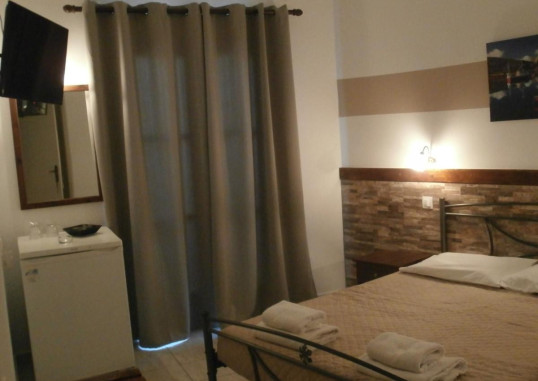 NARKISSOS HOTEL 4