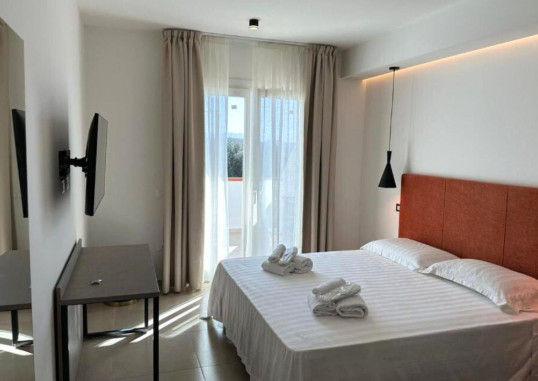 AMANI CHIC ROOMS 2
