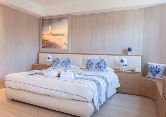 MERCURE OLBIA 3