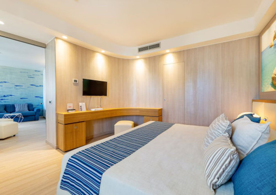MERCURE OLBIA 41