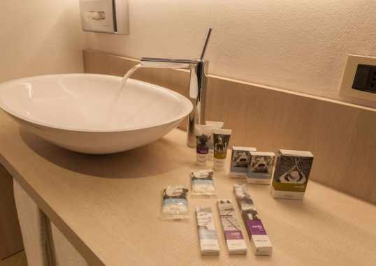 MERCURE OLBIA 46