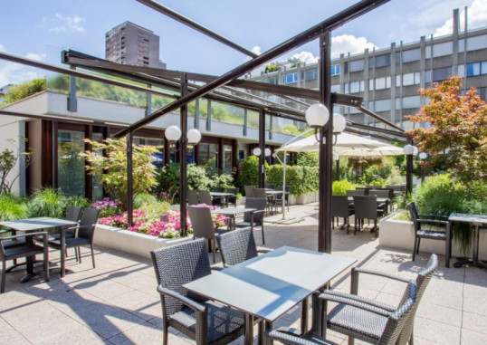 CROWNE PLAZA ZURICH 1