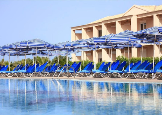 SANDY BEACH RESORT 6