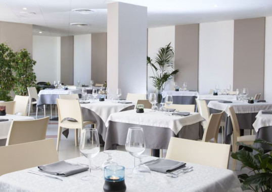 HOTEL BEL 3 15