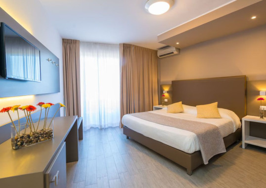 HOTEL BEL 3 24