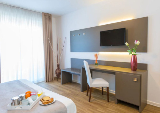 HOTEL BEL 3 25