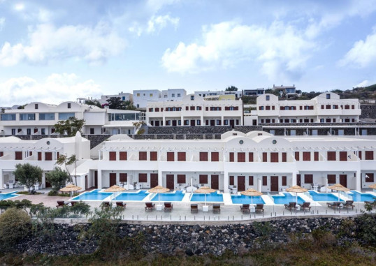 SPLENDOUR RESORT 3