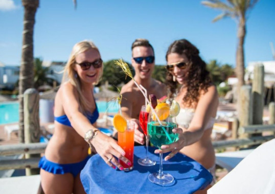 PARADISE ISLAND 14