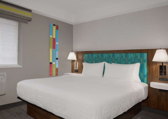 HAMPTON INN SUITES TORONTO DOWNTOWN ONTARIO CANADA 19