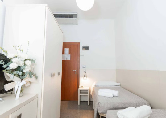 HOTEL SAINT LOUIS 11