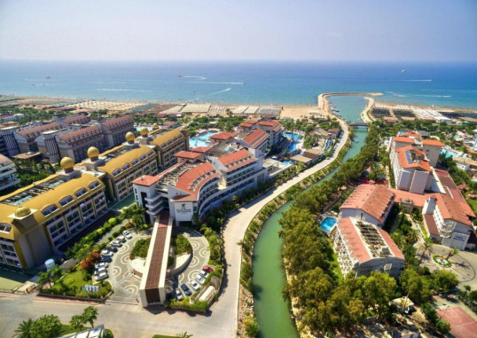 SUNIS EVREN BEACH RESORT HOTEL & SPA 1