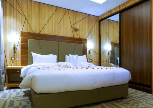 AL ASEEL HOTEL 18