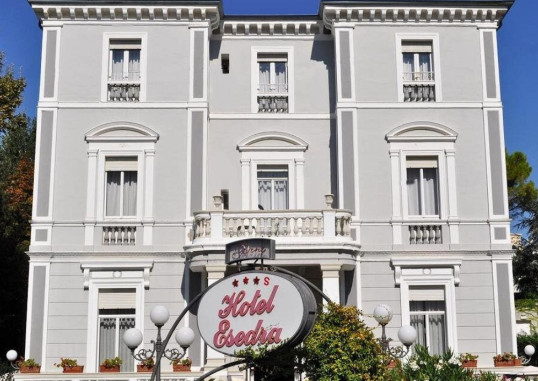 HOTEL ESEDRA 1