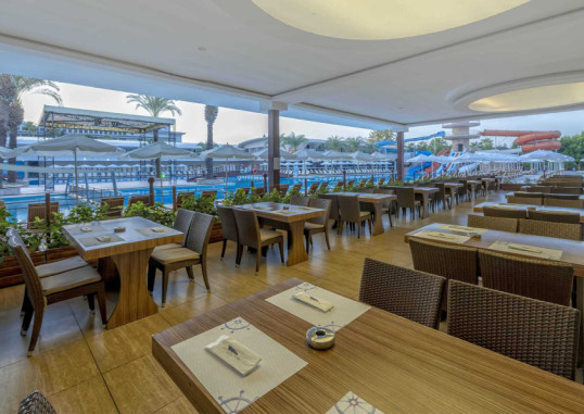 TRANSATLANTIK HOTEL & SPA 22
