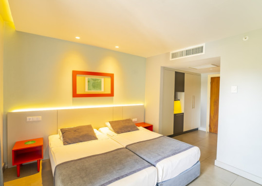 QUEENS PARK LE JARDIN RESORT 15
