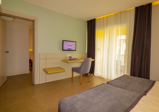QUEENS PARK LE JARDIN RESORT 20