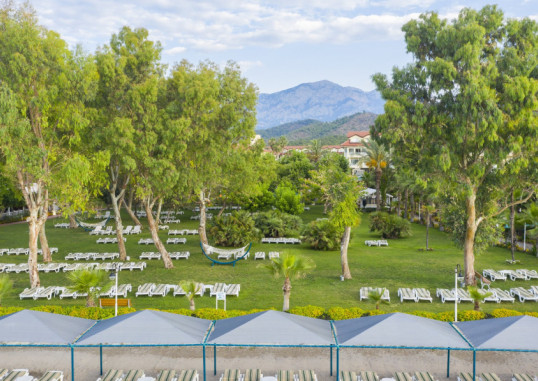 QUEENS PARK LE JARDIN RESORT 53