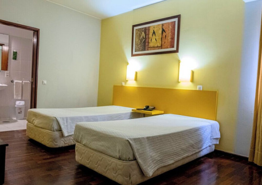RESIDENCIAL CHAFARIZ 5