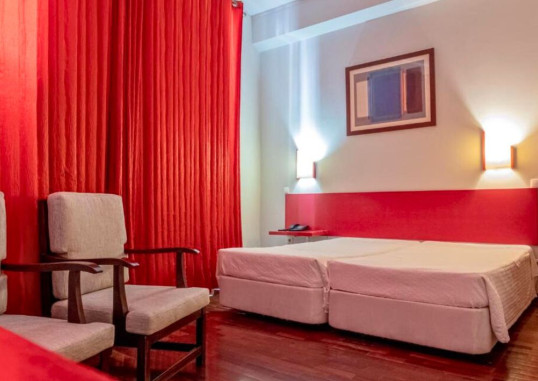 RESIDENCIAL CHAFARIZ 9