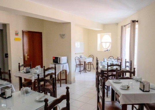 RESIDENCIAL CHAFARIZ 14