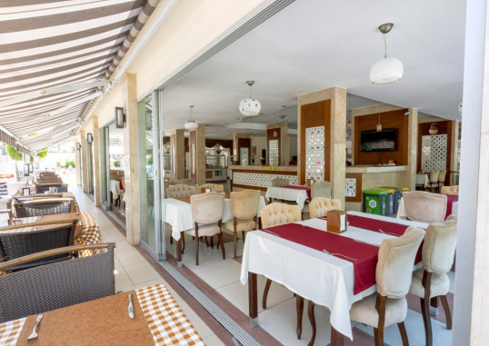 KANDELOR HOTEL 28