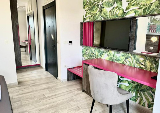 HOTEL DEL MEDIO 23