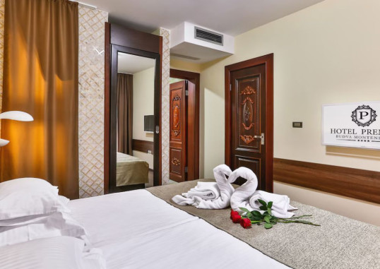 HOTEL PREMIER 14