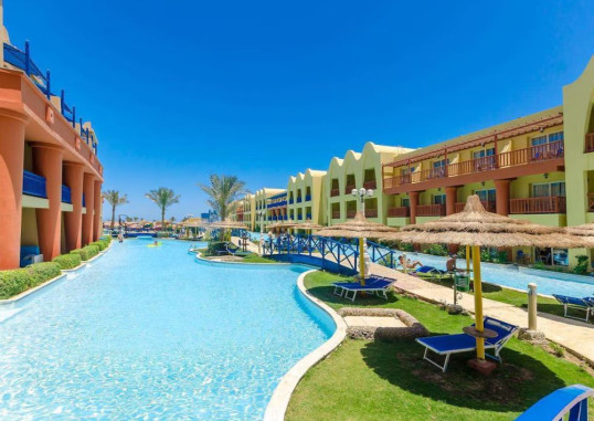 TITANIC BEACH SPA & AQUA PARK 4