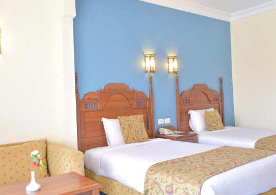 JASMINE PALACE 32