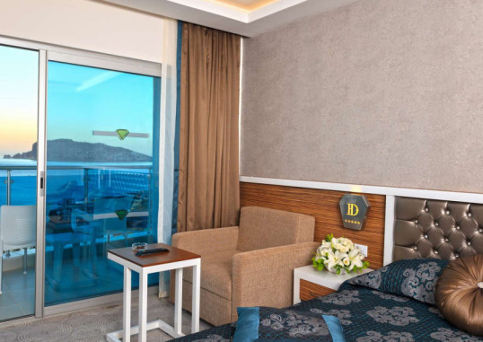 DIAMOND HILL RESORT 12