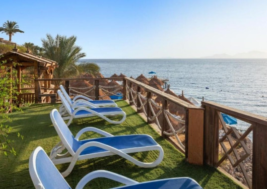 GOLF VILLAS & SUITES 12