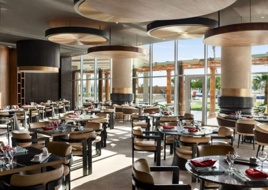 GOLF VILLAS & SUITES 19
