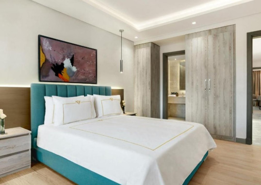 GOLF VILLAS & SUITES 53