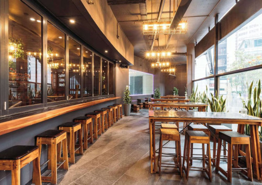 RYDGES WORLD SQUARE 10