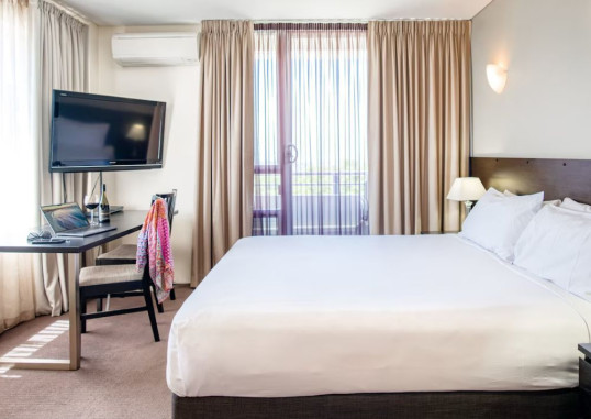 PARK REGIS CONCIERGE APARTMENTS 2