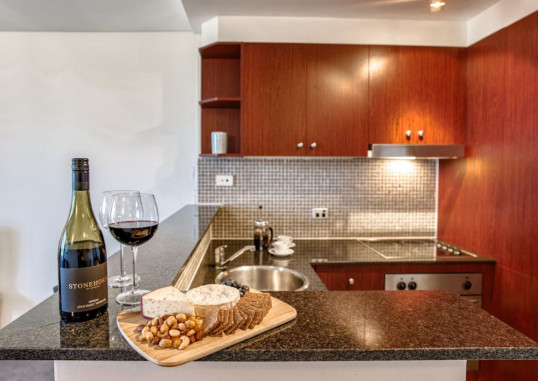 PARK REGIS CONCIERGE APARTMENTS 3