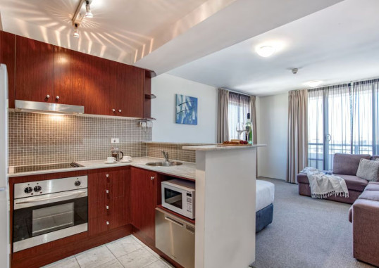 PARK REGIS CONCIERGE APARTMENTS 18