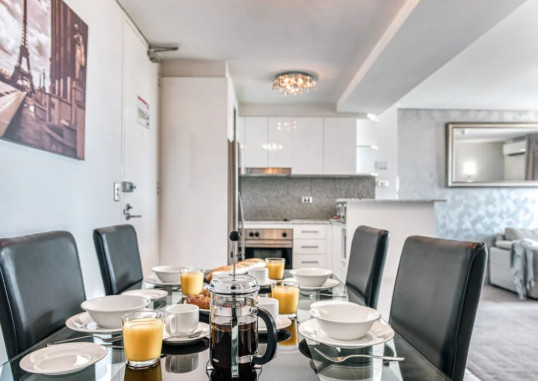 PARK REGIS CONCIERGE APARTMENTS 20