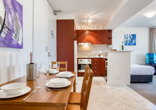 PARK REGIS CONCIERGE APARTMENTS 21