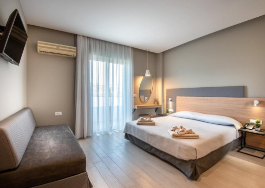 SUNDAY HOTEL 2