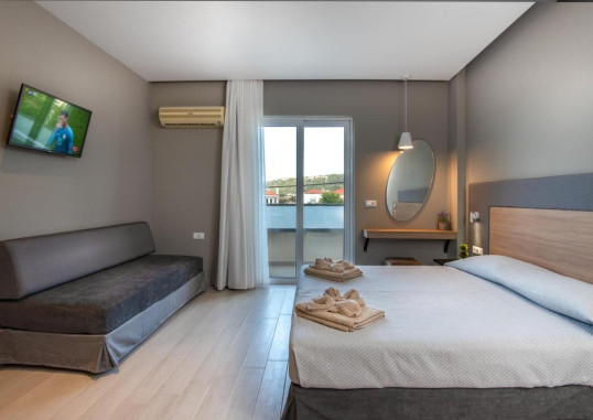 SUNDAY HOTEL 7