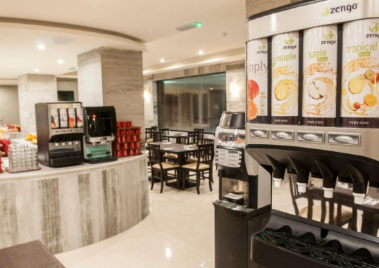 THE EUROCLUB HOTEL 17